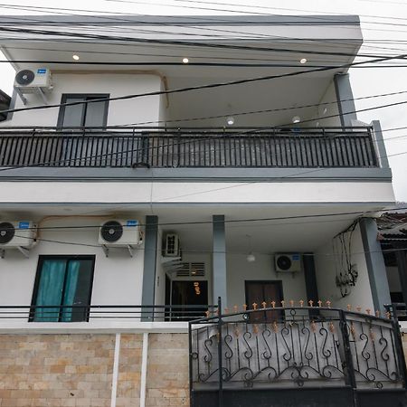 Reddoorz At Flamboyan Harapan Indah 호텔 베카시 외부 사진